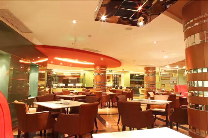 Imagen del bar/restaurante del Hotel Downtown, Zhuhai. Foto 2