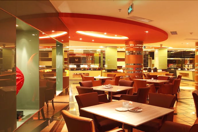 Imagen del bar/restaurante del Hotel Downtown, Zhuhai. Foto 4