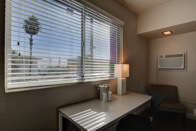 Imagen de la habitación del Hotel Downtowner Boutique. Foto 8