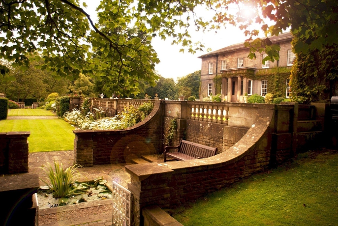 Imagen de los exteriores del Hotel Doxford Hall and Spa. Foto 10