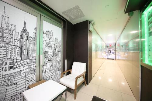 Imagen de los interiores del Hotel Doxie. Foto 9