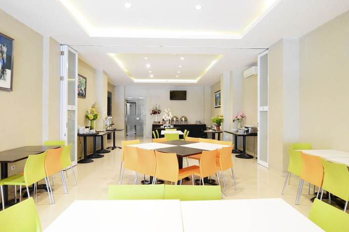 Imagen del bar/restaurante del Hotel Dpalma. Foto 5