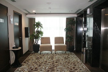 Imagen general del Hotel D'primahotel Mega Kuningan. Foto 5