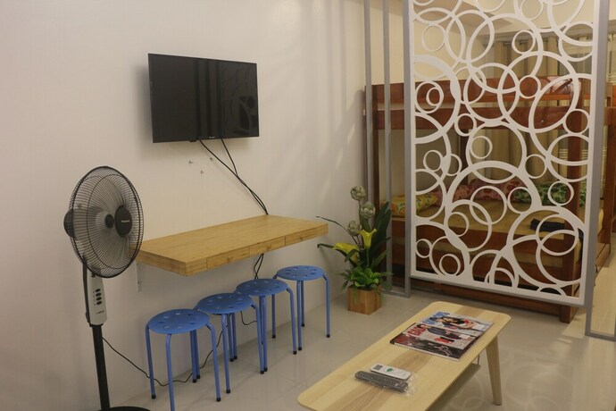 Imagen de la habitación del Hotel Dr Calayan S Cozy Wind Residences Tagaytay Taal Vi. Foto 29