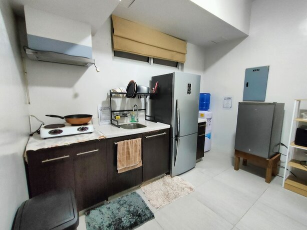 Imagen general del Hotel Dr. Calayan's Luxury 2BR Condo @Pico De Loro. Foto 5