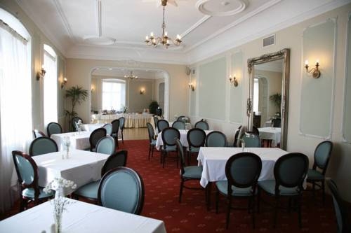 Imagen del bar/restaurante del Hotel Draakon Hotel. Foto 2