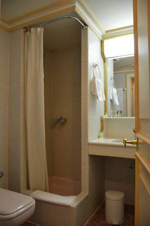 Imagen de la habitación del Hotel Drachenburg and Waaghaus. Foto 10