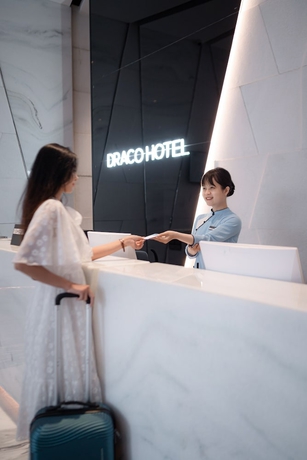 Imagen de los interiores del Hotel Draco and Suites. Foto 18