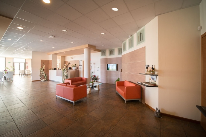 Imagen de los interiores del Hotel Draconerium. Foto 18