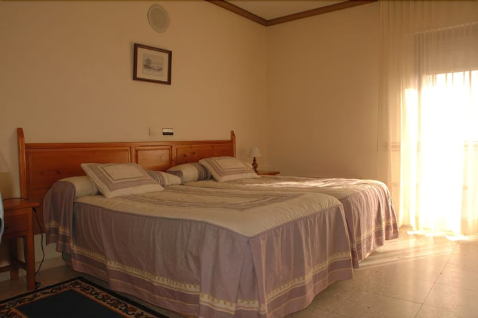 Imagen de la habitación del Hotel Dracos. Foto 2