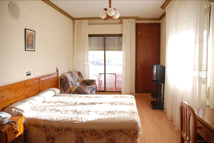 Imagen de la habitación del Hotel Dracos. Foto 8