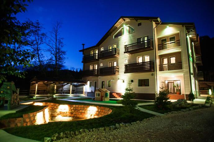 Imagen de los exteriores del Hotel Draga Maria. Foto 15