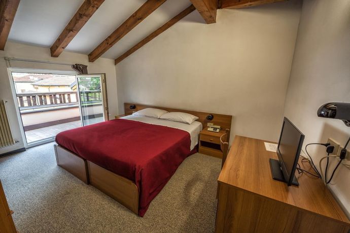 Imagen de la habitación del Hotel Drago, Mezzocorona. Foto 16