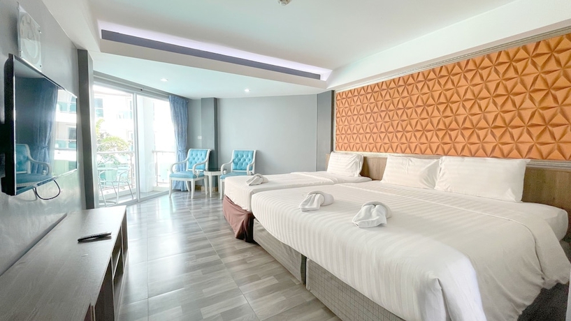 Imagen de la habitación del Hotel Dragon Beach Resort. Foto 2