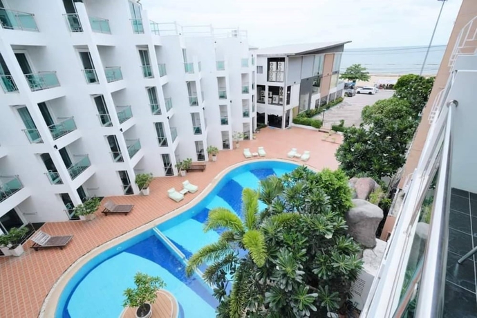Imagen general del Hotel Dragon Beach Resort. Foto 1