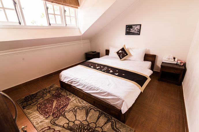 Imagen de la habitación del Hotel Dragon Dalat Villa. Foto 17
