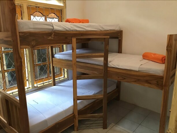 Imagen de la habitación del Hotel Dragon Dive Komodo. Foto 24