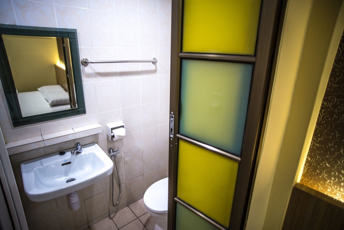 Imagen de la habitación del Hotel Dragon Inn Premium. Foto 6