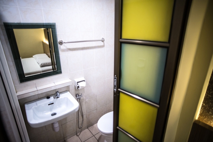 Imagen de la habitación del Hotel Dragon Inn Premium. Foto 12