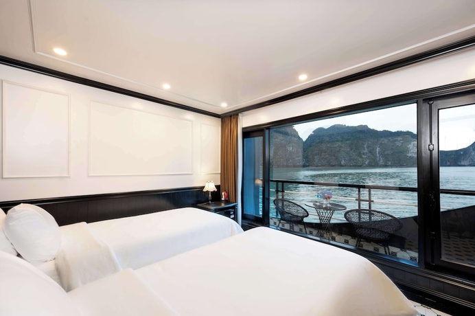 Imagen de la habitación del Hotel Dragon Premium Cruise. Foto 6