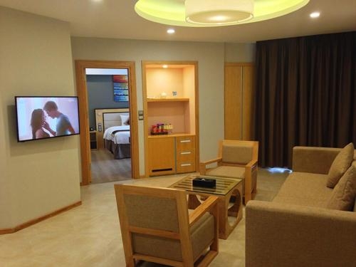 Imagen de la habitación del Hotel Dragon Sea. Foto 10