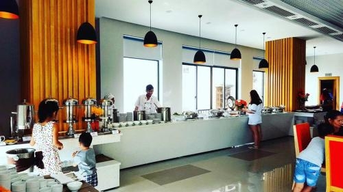 Imagen general del Hotel Dragon Sea. Foto 4