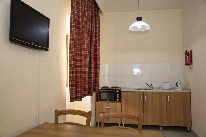 Imagen de la habitación del Hotel Dragonara Court. Foto 6