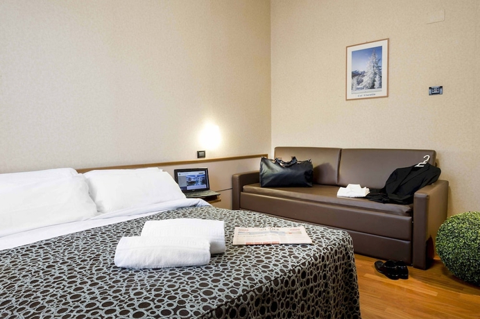 Imagen de la habitación del Hotel Dragonara. Foto 11