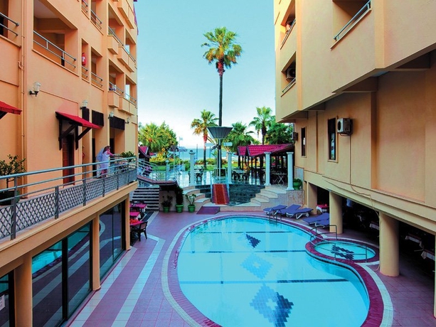 Imagen general del Hotel Dragos Beach. Foto 1