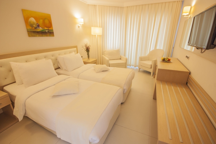 Imagen de los interiores del Hotel Dragut Point South. Foto 15