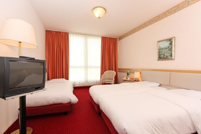 Imagen general del Hotel Drake Longchamp. Foto 8