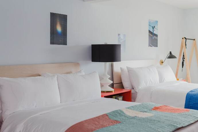 Imagen de la habitación del Hotel Drake Motor Inn. Foto 20