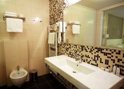 Imagen de la habitación del Hotel Dras. Foto 9