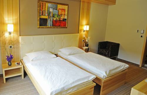 Imagen de la habitación del Hotel Dras. Foto 10