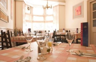 Imagen del bar/restaurante del Hotel Dreadnought. Foto 3