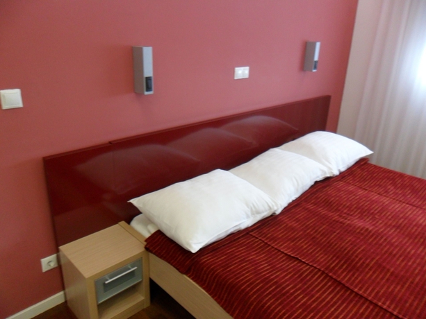Imagen de la habitación del Hotel Dream, Aeropuerto de Zagreb. Foto 10