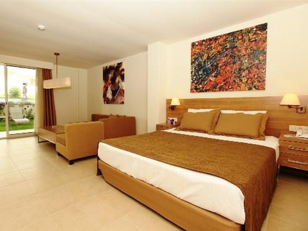 Imagen general del Hotel Dream Family Club. Foto 1