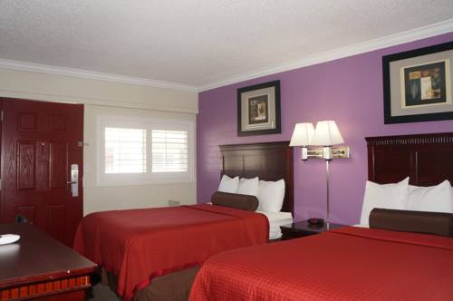 Imagen de la habitación del Hotel Dream Inn, Fresno. Foto 6