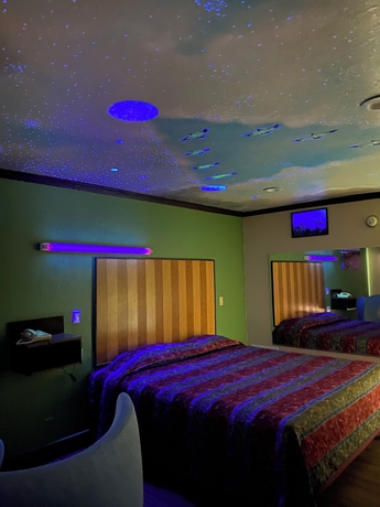 Imagen de los interiores del Hotel Dream Inn, Inglewood. Foto 16