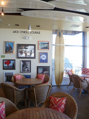 Imagen del bar/restaurante del Hotel Dream Inn Santa Cruz. Foto 4