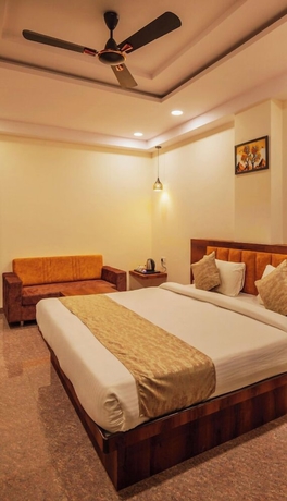 Imagen de la habitación del Hotel Dream Inn, Sanwer. Foto 2