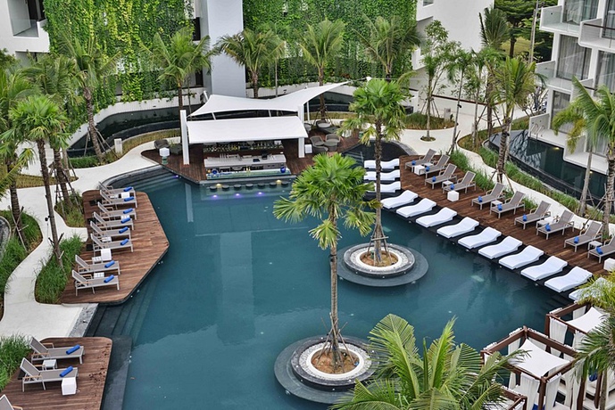 Imagen de la piscina del Hotel Dream Phuket and Spa. Foto 13
