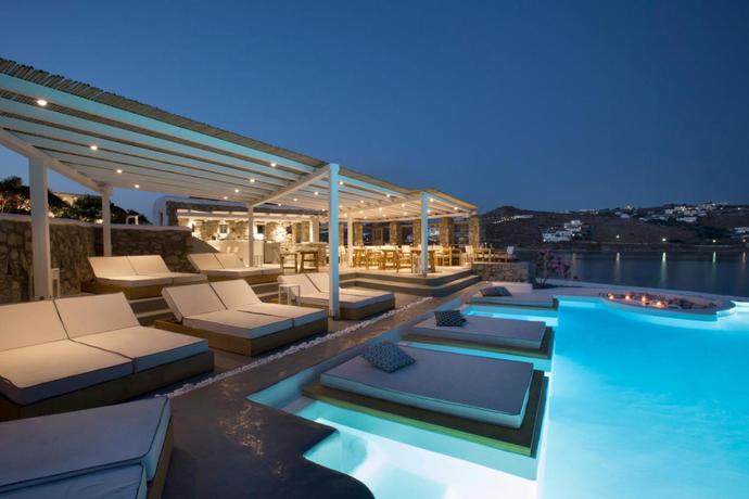 Imagen de la piscina del Hotel Dreambox Mykonos Suites. Foto 9