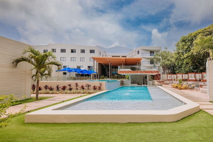 Imagen general del Hotel Dreamer Beach Club. Foto 1