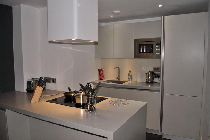 Imagen del bar/restaurante del Hotel Dreamhouse Apartments London City. Foto 4