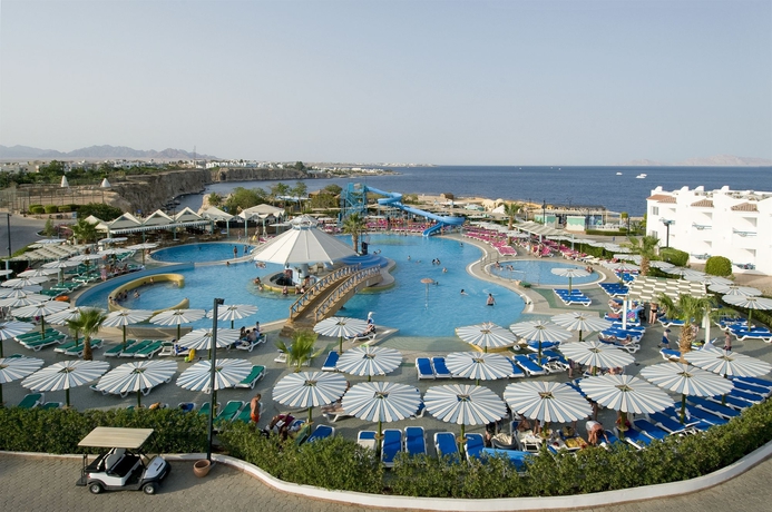 Imagen de la piscina del Hotel Dreams Beach Sharm El Sheikh. Foto 9