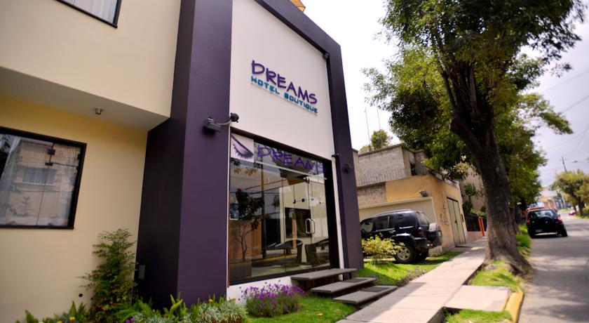 Imagen de los exteriores del Hotel Dreams Boutique. Foto 11