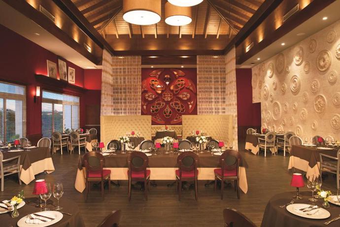 Imagen del bar/restaurante del Hotel Dreams Dominicus La Romana - All Inclusive. Foto 6