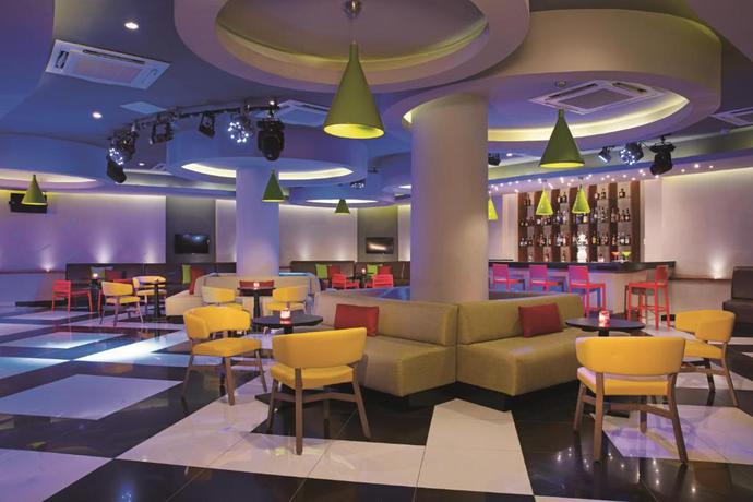 Imagen del bar/restaurante del Hotel Dreams Dominicus La Romana - All Inclusive. Foto 8