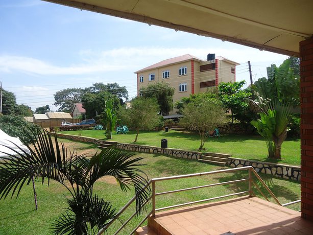 Imagen de los exteriores del Hotel Dreams Guest House. Foto 10